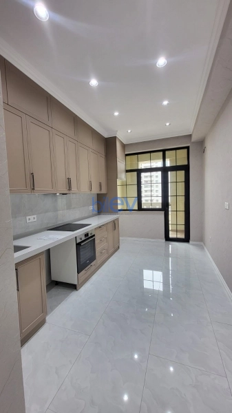 Satış 2 otaqlı Yeni Tikili bina evi  86m², Bakı