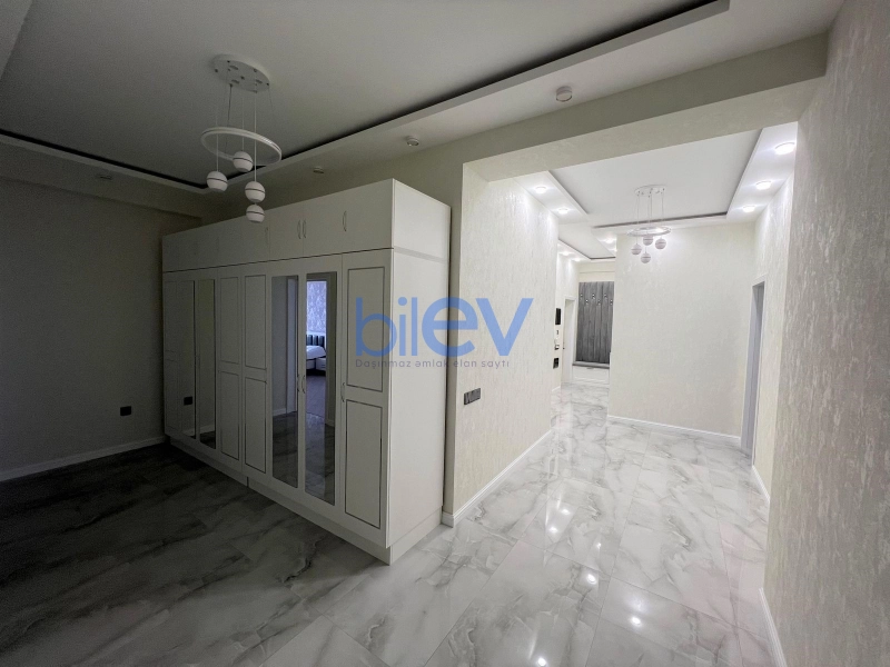 Aylıq Kirayə 3 otaqlı Yeni Tikili bina evi  125m², Bakı