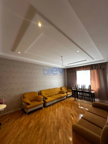 Aylıq Kirayə 3 otaqlı Köhnə Tikili bina evi  85m², Bakı