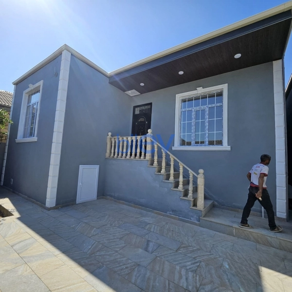 Satış 3 otaqlı Yeni Tikili bina evi  150m², Bakı