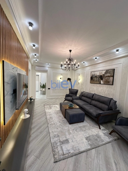 Aylıq Kirayə 2 otaqlı Yeni Tikili bina evi  85m², Bakı
