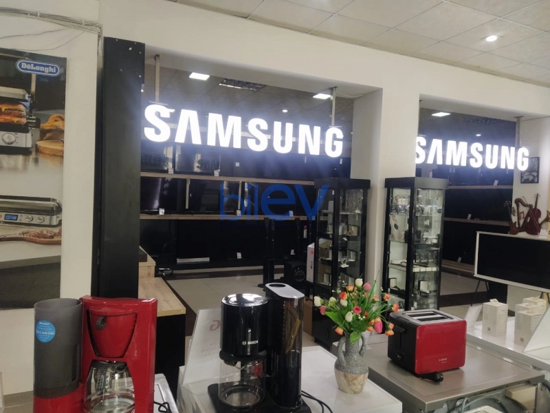 Aylıq Kirayə 8 otaqlı Obyekt  500m², Bakı