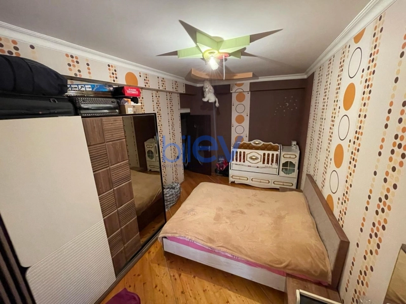Aylıq Kirayə 3 otaqlı Yeni Tikili bina evi  120m², Bakı