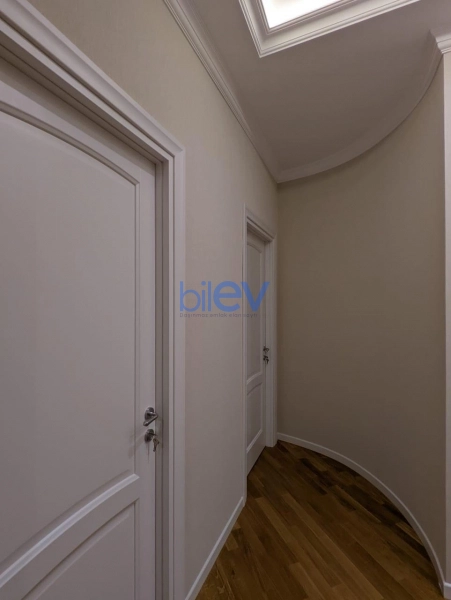 Aylıq Kirayə 3 otaqlı Yeni Tikili bina evi  95m², Bakı