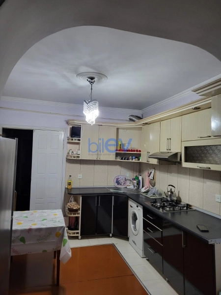 Aylıq Kirayə 2 otaqlı Köhnə Tikili bina evi  60m², Bakı