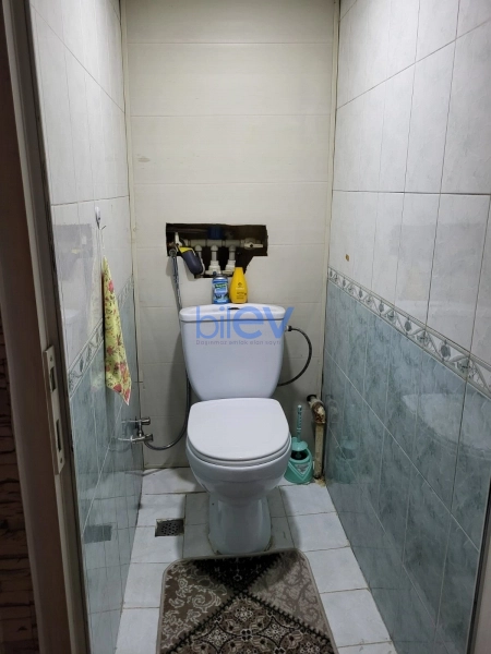 Aylıq Kirayə 2 otaqlı Köhnə Tikili bina evi  60m², Bakı