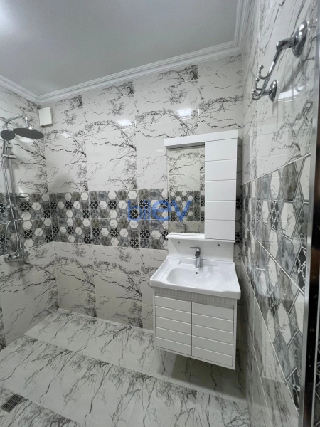Aylıq Kirayə 2 otaqlı Köhnə Tikili bina evi  40m², Bakı
