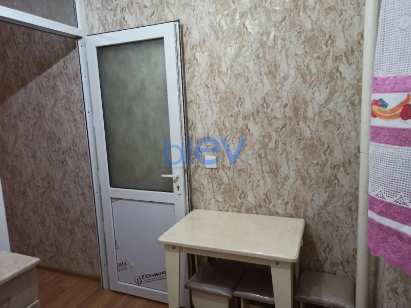Aylıq Kirayə 2 otaqlı Köhnə Tikili bina evi  60m², Bakı