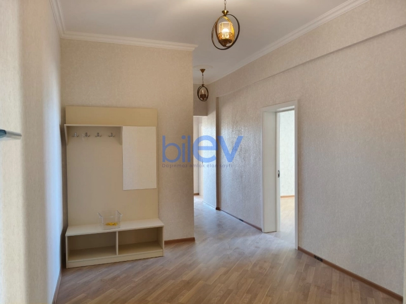 Aylıq Kirayə 3 otaqlı Yeni Tikili bina evi  130m², Bakı