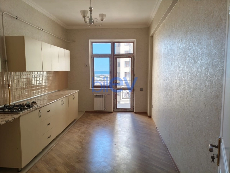 Aylıq Kirayə 3 otaqlı Yeni Tikili bina evi  130m², Bakı