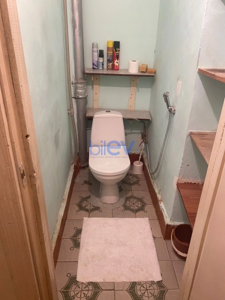 Aylıq Kirayə 2 otaqlı Köhnə Tikili bina evi  65m², Bakı