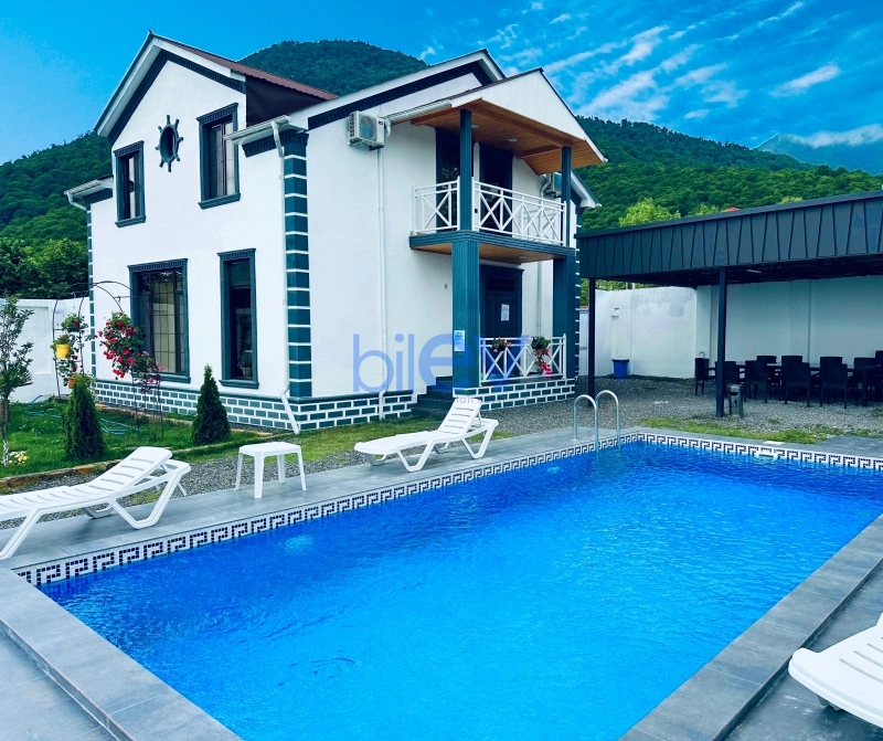 Günlük Kirayə 4 otaqlı Villa  300m², Qəbələ