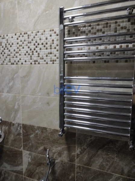 Aylıq Kirayə 3 otaqlı Köhnə Tikili bina evi  100m², Bakı