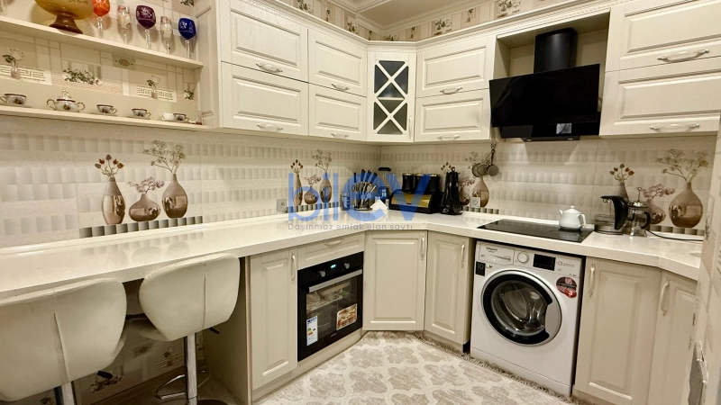 Satış 3 otaqlı Yeni Tikili bina evi  82m², Bakı