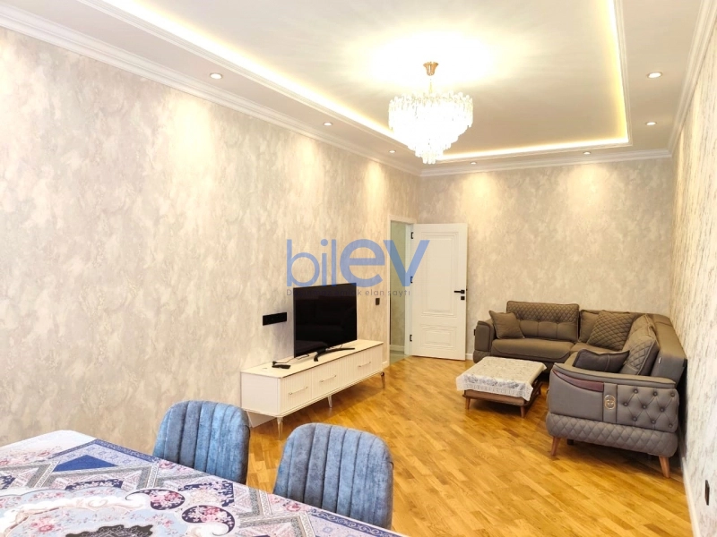 Aylıq Kirayə 3 otaqlı Yeni Tikili bina evi  100m², Bakı