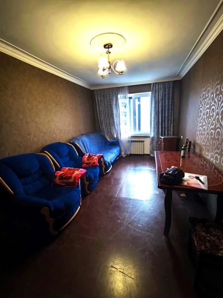 Aylıq Kirayə 2 otaqlı Köhnə Tikili bina evi  62m², Bakı