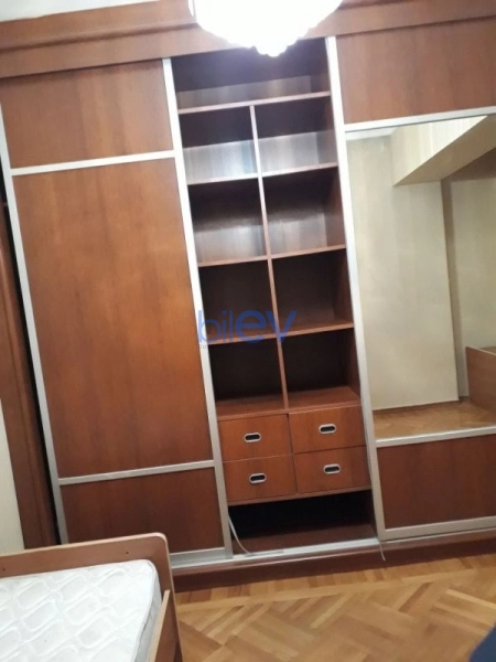 Aylıq Kirayə 3 otaqlı Yeni Tikili bina evi  110m², Bakı
