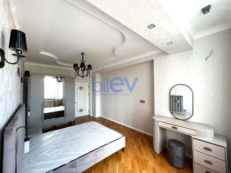 Aylıq Kirayə 3 otaqlı Yeni Tikili bina evi  127m², Bakı