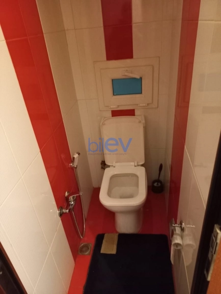 Aylıq Kirayə 3 otaqlı Köhnə Tikili bina evi  68m², Bakı