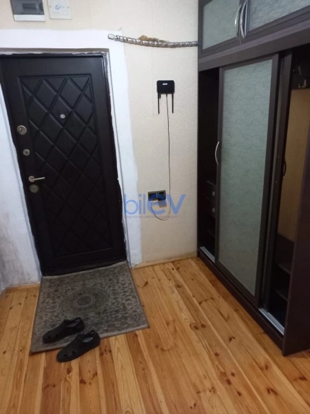 Aylıq Kirayə 3 otaqlı Köhnə Tikili bina evi  68m², Bakı