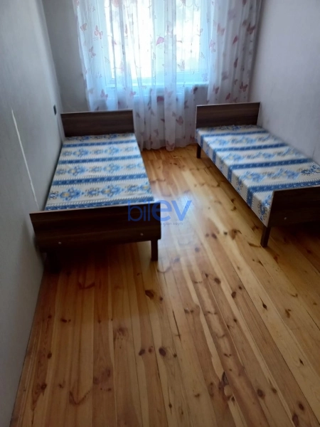 Aylıq Kirayə 3 otaqlı Köhnə Tikili bina evi  68m², Bakı