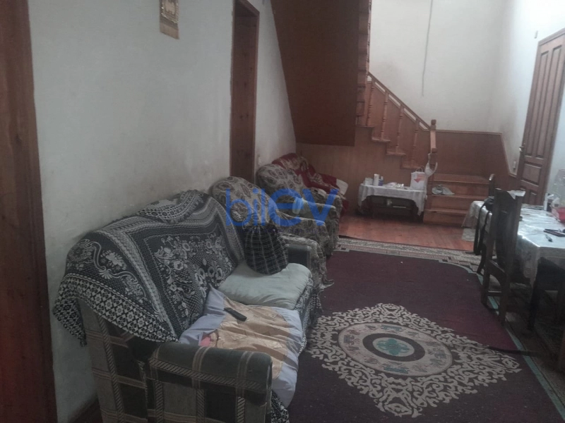 Satış 9 otaqlı Həyət evi  500m², Bakı