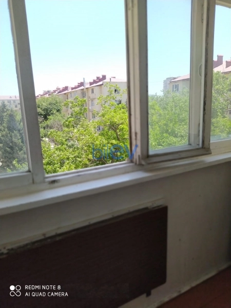 Aylıq Kirayə 3 otaqlı Köhnə Tikili bina evi  68m², Bakı