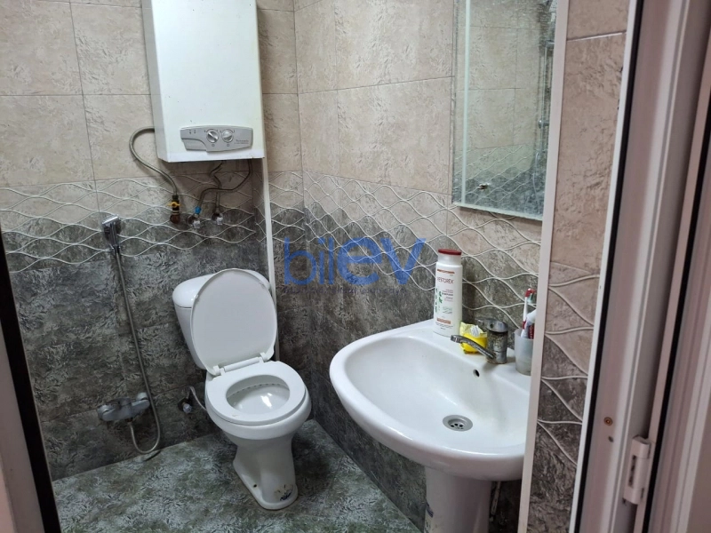 Aylıq Kirayə 3 otaqlı Köhnə Tikili bina evi  68m², Bakı