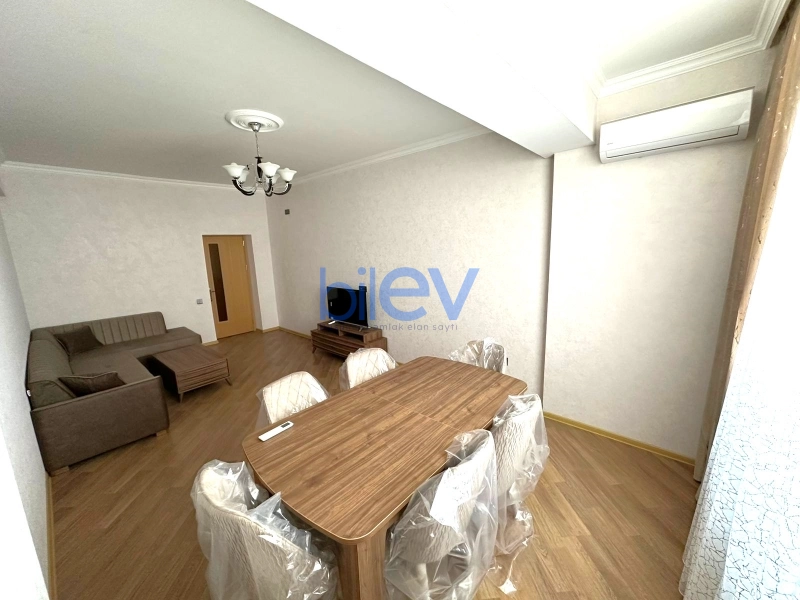 Aylıq Kirayə 3 otaqlı Yeni Tikili bina evi  130m², Bakı