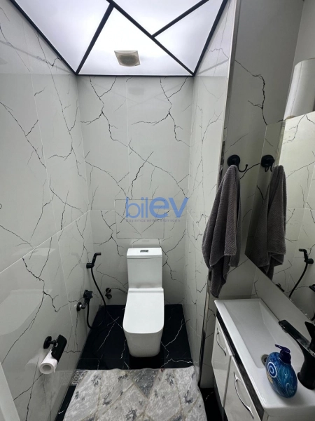 Aylıq Kirayə 2 otaqlı Yeni Tikili bina evi  85m², Bakı