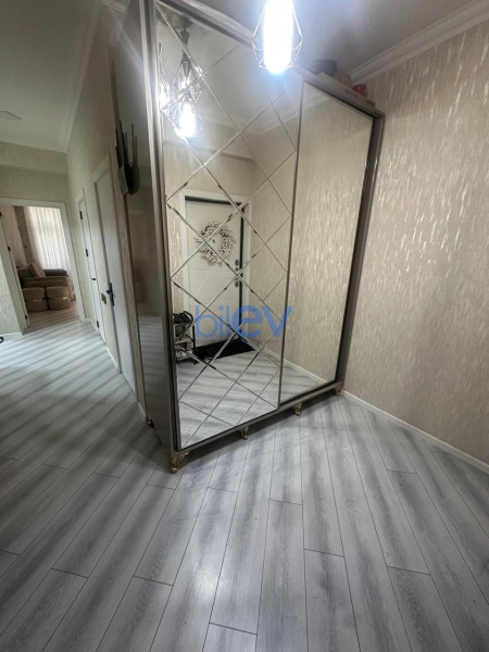 Aylıq Kirayə 2 otaqlı Yeni Tikili bina evi  85m², Bakı