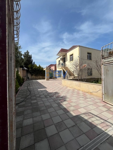 Satış 5 otaqlı Həyət evi  180m², Bakı
