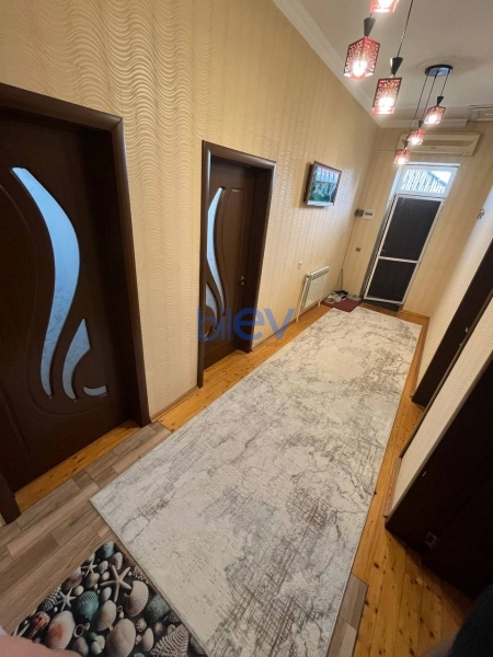 Satış 5 otaqlı Həyət evi  180m², Bakı