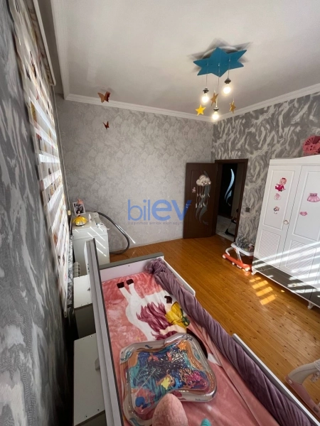 Satış 5 otaqlı Həyət evi  180m², Bakı