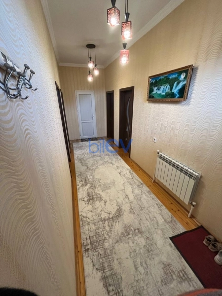 Satış 5 otaqlı Həyət evi  180m², Bakı