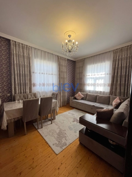 Satış 5 otaqlı Həyət evi  180m², Bakı