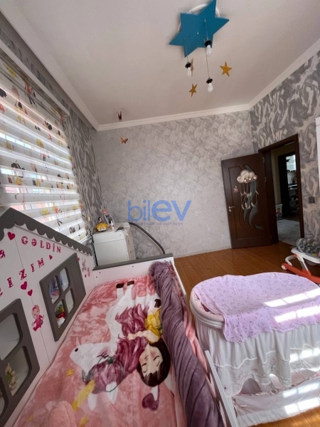 Satış 5 otaqlı Həyət evi  180m², Bakı