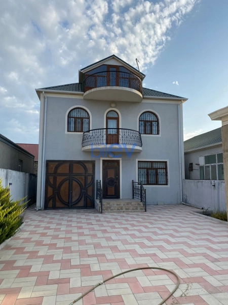 Satış 4 otaqlı Həyət evi  300m², Bakı