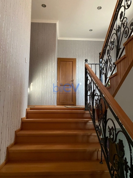 Satış 4 otaqlı Həyət evi  300m², Bakı