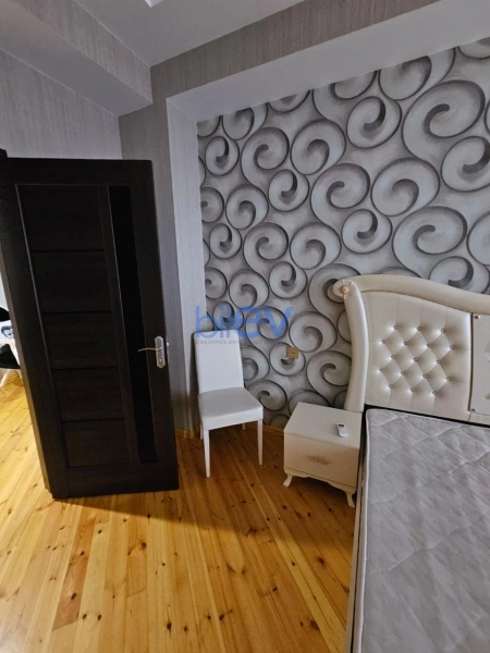 Aylıq Kirayə 2 otaqlı Yeni Tikili bina evi  95m², Bakı