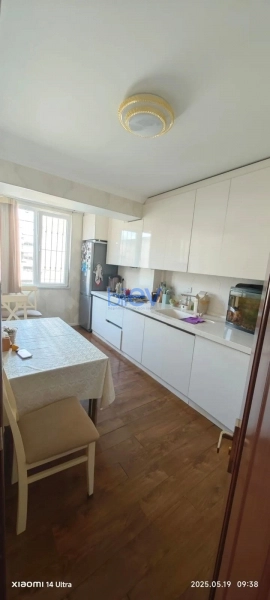 Aylıq Kirayə 3 otaqlı Köhnə Tikili bina evi  70m², Bakı