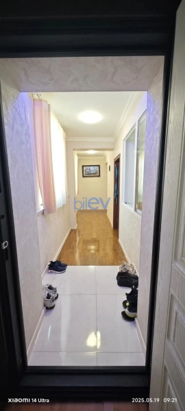 Aylıq Kirayə 3 otaqlı Köhnə Tikili bina evi  70m², Bakı