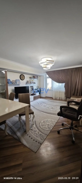 Aylıq Kirayə 3 otaqlı Köhnə Tikili bina evi  70m², Bakı