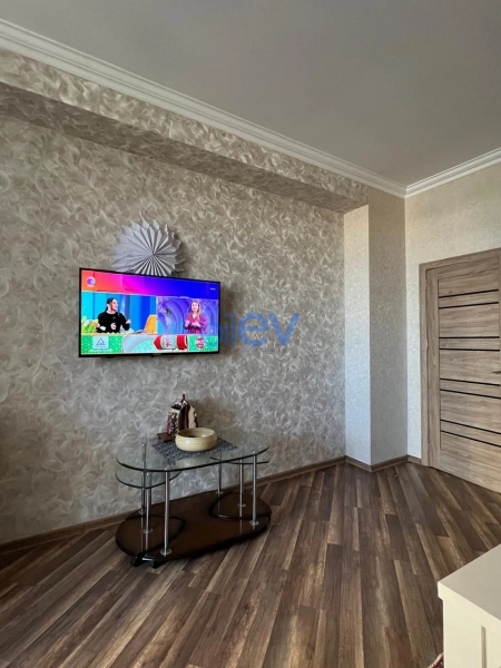 Satış 2 otaqlı Yeni Tikili bina evi  82m², Bakı