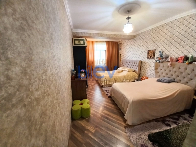 Satış 2 otaqlı Yeni Tikili bina evi  82m², Bakı