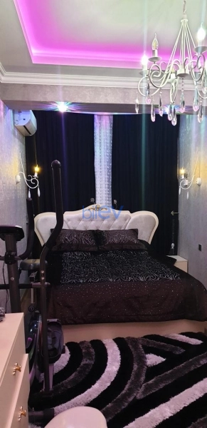 Aylıq Kirayə 1 otaqlı Yeni Tikili bina evi  57m², Bakı