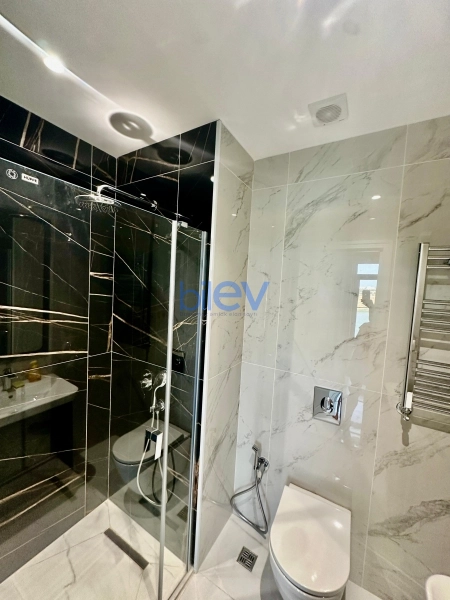 Aylıq Kirayə 2 otaqlı Yeni Tikili bina evi  65m², Bakı