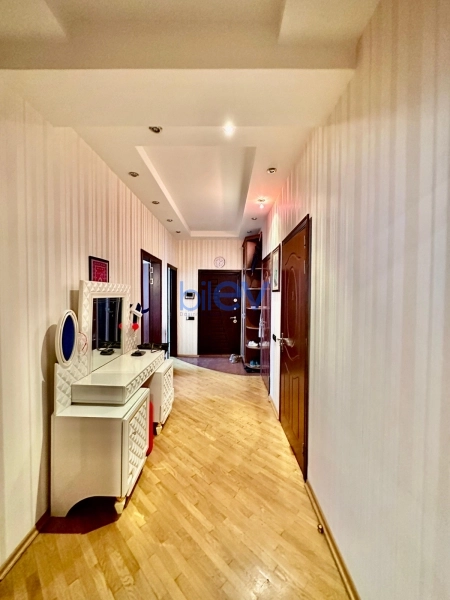 Satış 3 otaqlı Yeni Tikili bina evi  106m², Bakı