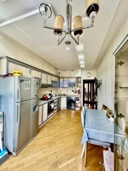 Satış 3 otaqlı Yeni Tikili bina evi  106m², Bakı