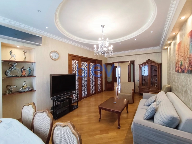 Aylıq Kirayə 2 otaqlı Yeni Tikili bina evi  100m², Bakı
